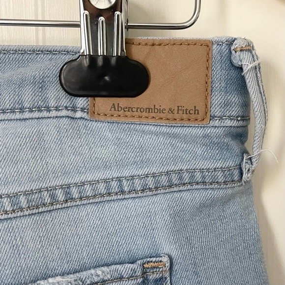 Abercrombie and Fitch Low Rise Distressed Shorts Size 4 27 - Picture 9 of 10